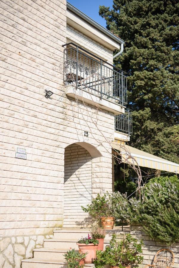Villa Claudia Lemon Appartment Premantura Buitenkant foto