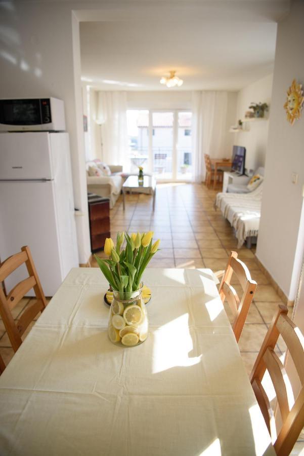 Villa Claudia Lemon Appartment Premantura Buitenkant foto